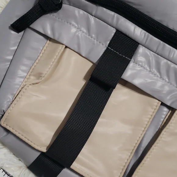 Urban Outfitters Nylon Strappy Travel Fannie Pack Bag - Picture 4 of 8